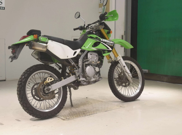 Мотоцикл Kawasaki KLX250 з пробігом 31754 km