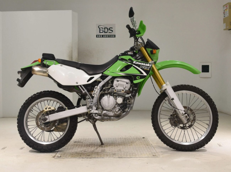 Мотоцикл Kawasaki KLX250 з пробігом 31754 km