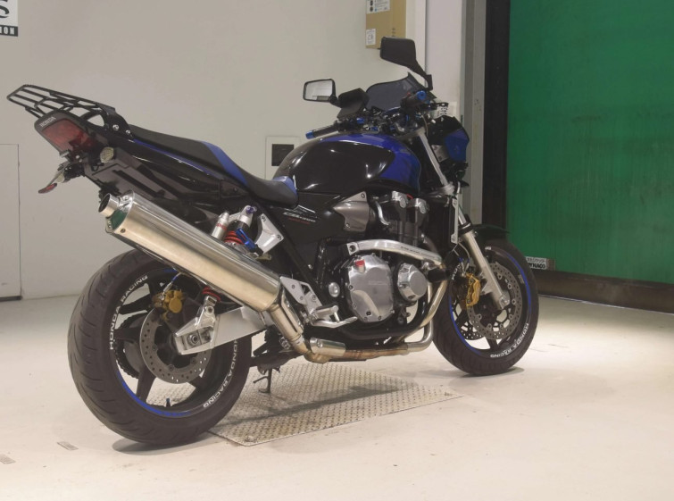 Мотоцикл Honda CB1300SF