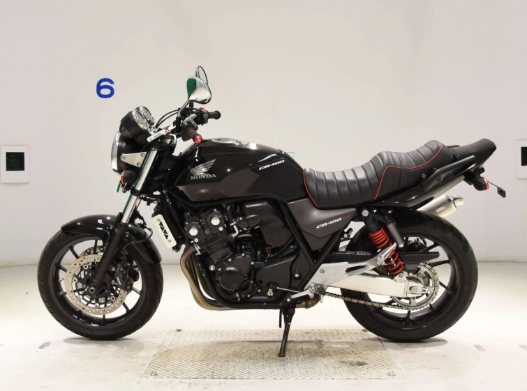 Мотоцикл Honda CB400SF