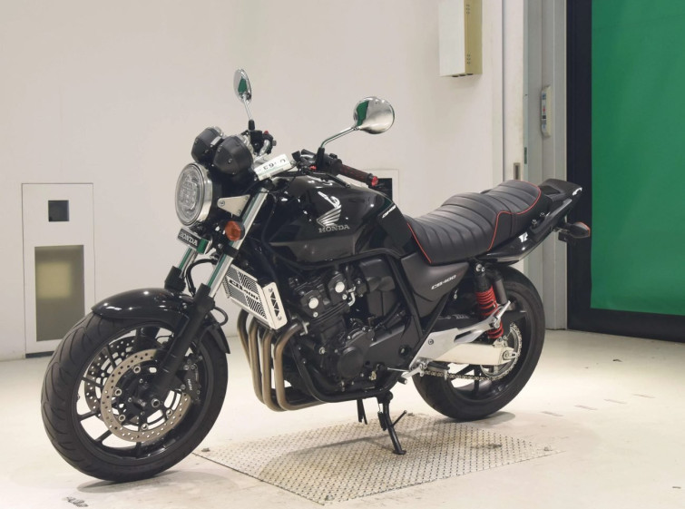 Мотоцикл Honda CB400SF