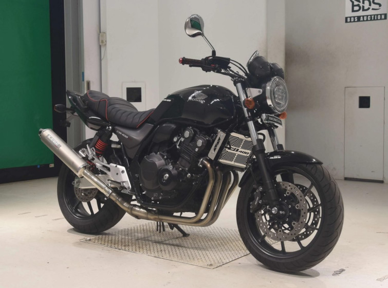 Мотоцикл Honda CB400SF