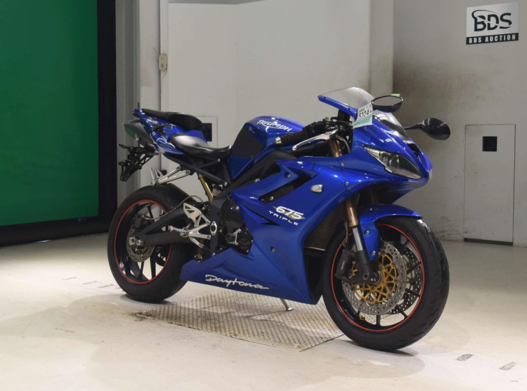 Мотоцикл Triumph DAYTONA 675