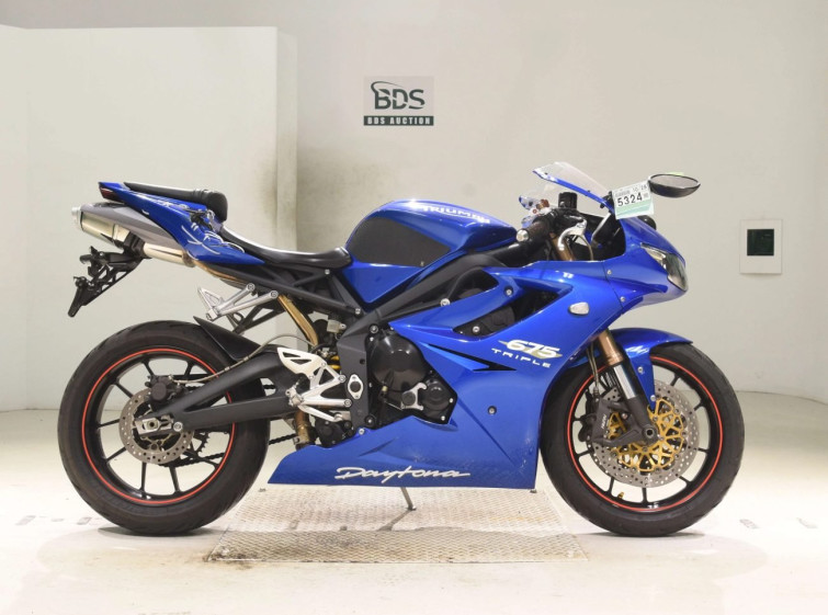 Мотоцикл Triumph DAYTONA 675