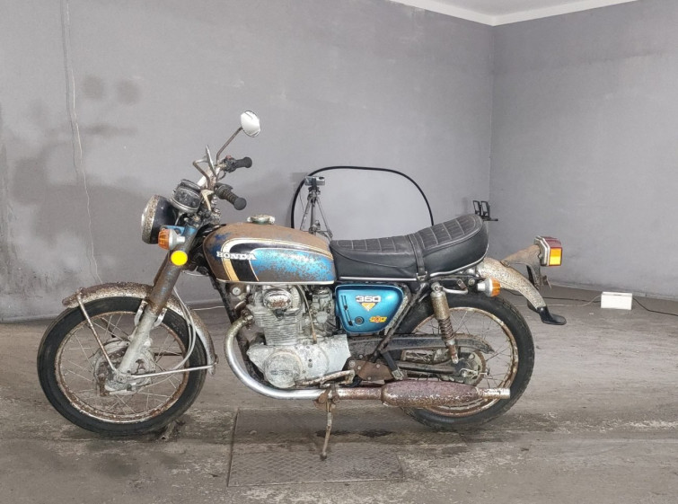 Мотоцикл Honda CB350FOUR с пробегом 8462 km