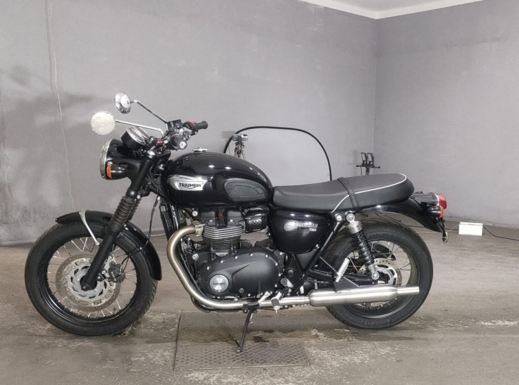 Мотоцикл Triumph BONNEVILLE T100 с пробегом 2857 km