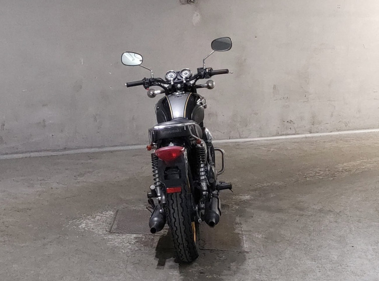 Мотоцикл Kawasaki W800 з пробігом 49071 km