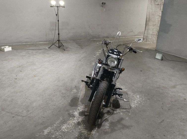 Мотоцикл Yamaha DRAGSTAR XVS400 з пробігом 4100 km