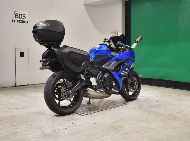 Мотоцикл Kawasaki NINJA650A з пробігом 28480 km