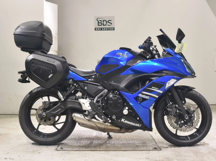 Мотоцикл Kawasaki NINJA650A з пробігом 28480 km
