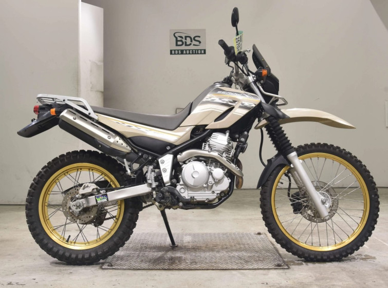 Мотоцикл Yamaha SEROW XT250 з пробігом 4266 km
