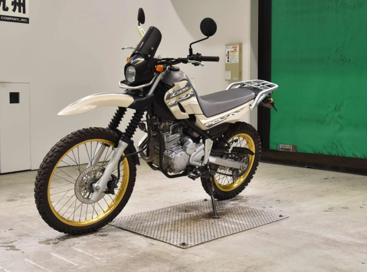 Мотоцикл Yamaha SEROW XT250 з пробігом 4266 km