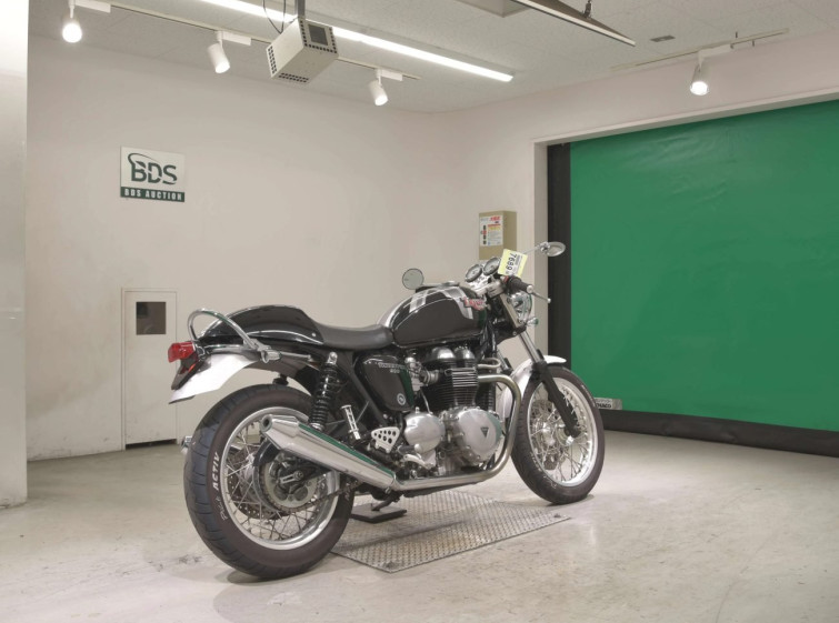 Мотоцикл Triumph THRUXTON900 с пробегом 35506 km