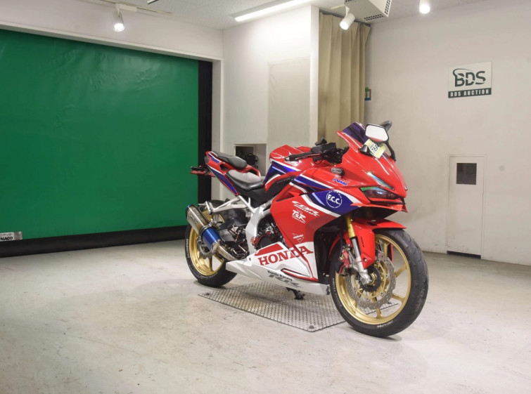 Мотоцикл Honda CBR250RRA з пробігом 26577 km