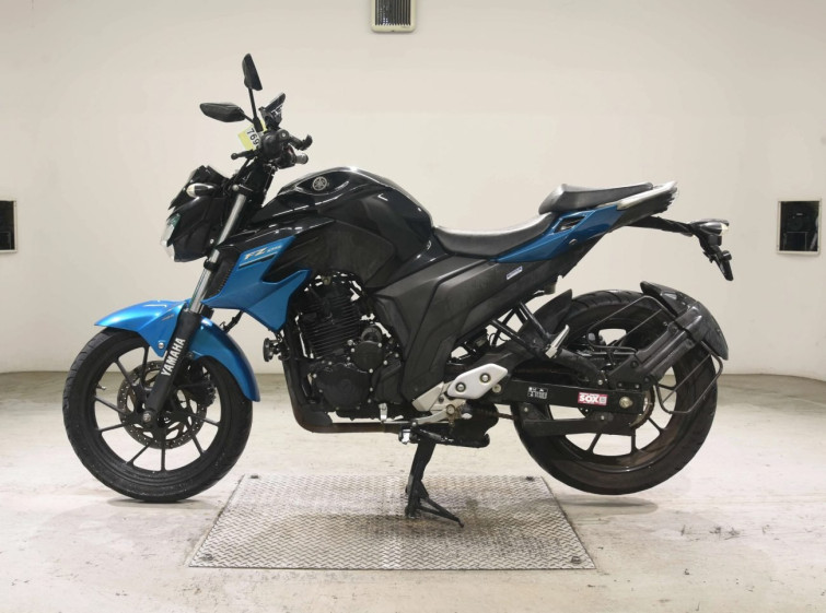 Мотоцикл Yamaha FZ25 з пробігом 14152 km