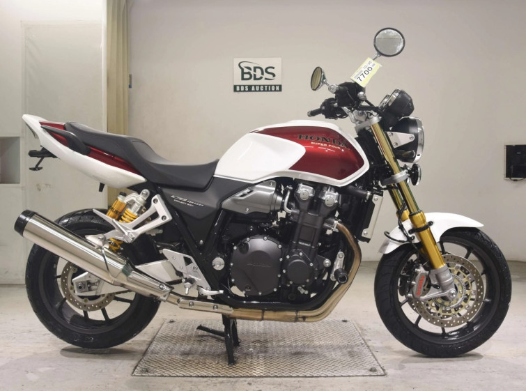 Мотоцикл Honda CB1300SF с пробегом 902 km