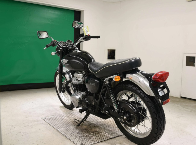 Мотоцикл Kawasaki W400 с пробегом 3818 km
