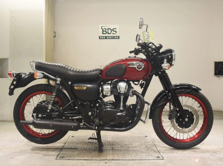 Мотоцикл Kawasaki W800 с пробегом 5934 km