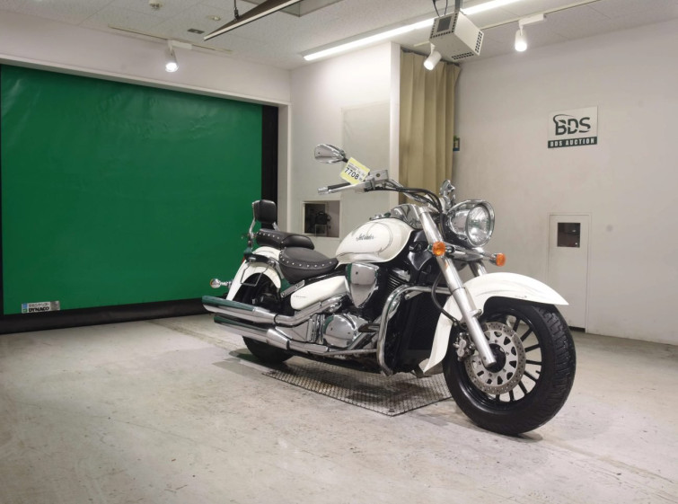 Мотоцикл Suzuki INTRUDER 400 CLASSIC с пробегом 17215 km