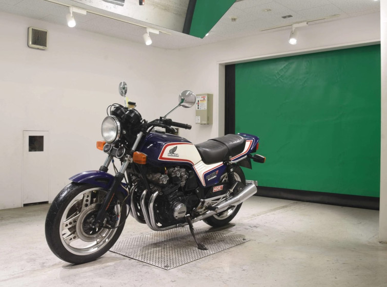 Мотоцикл Honda CB750SF з пробігом 25287 km