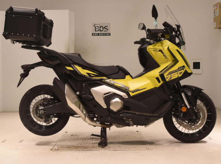 Мотоцикл Honda X-ADV750-2 с пробегом 5214 km