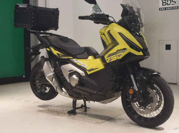 Мотоцикл Honda X-ADV750-2 с пробегом 5214 km