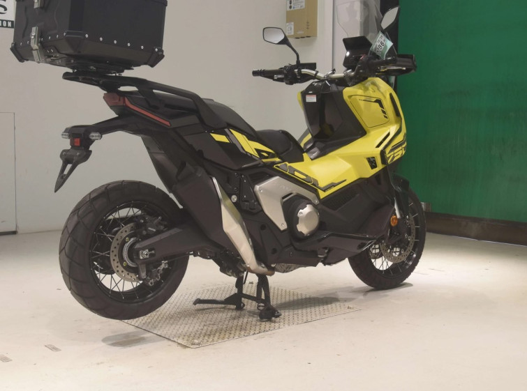 Мотоцикл Honda X-ADV750-2 с пробегом 5214 km