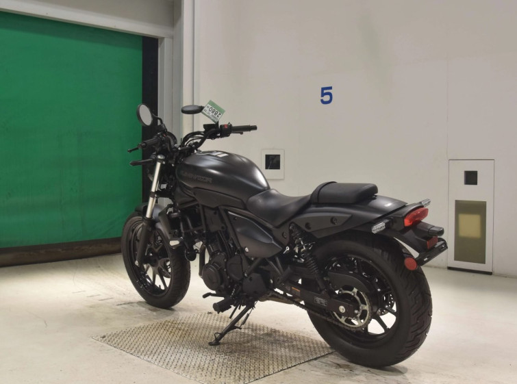 Мотоцикл Kawasaki ELIMINATOR400-3 с пробегом 2049 km