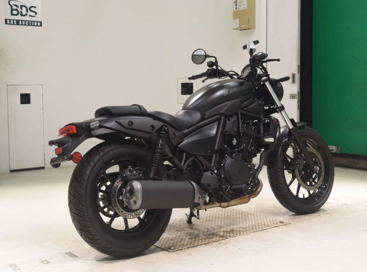 Мотоцикл Kawasaki ELIMINATOR400-3 с пробегом 2049 km