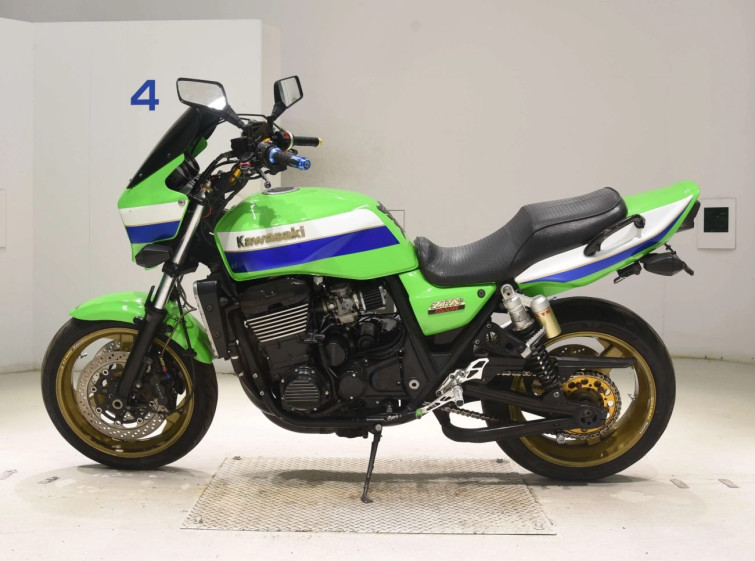 Мотоцикл Kawasaki ZRX1200R з пробігом 10580 km