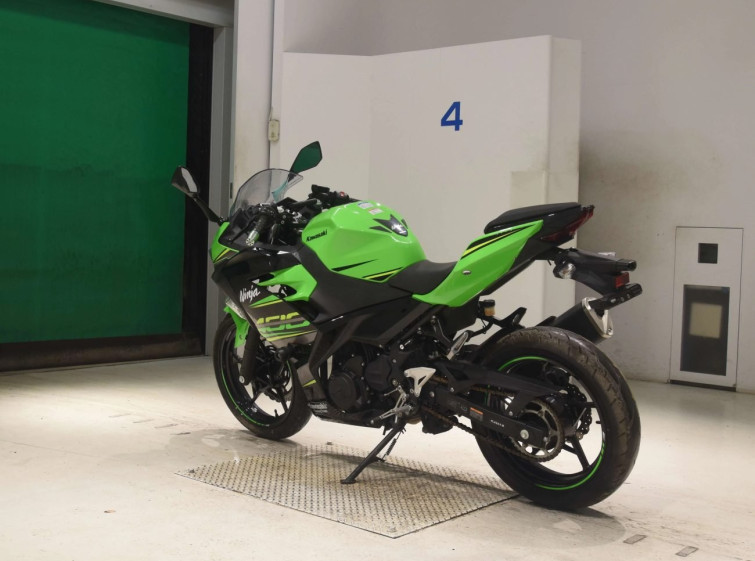 Мотоцикл Kawasaki NINJA400 с пробегом 9066 km