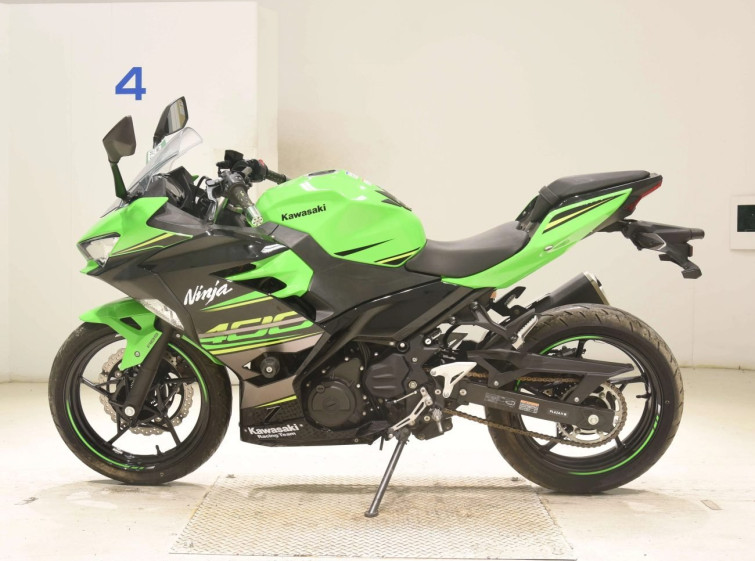 Мотоцикл Kawasaki NINJA400 с пробегом 9066 km