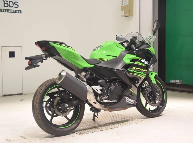 Мотоцикл Kawasaki NINJA400 с пробегом 9066 km