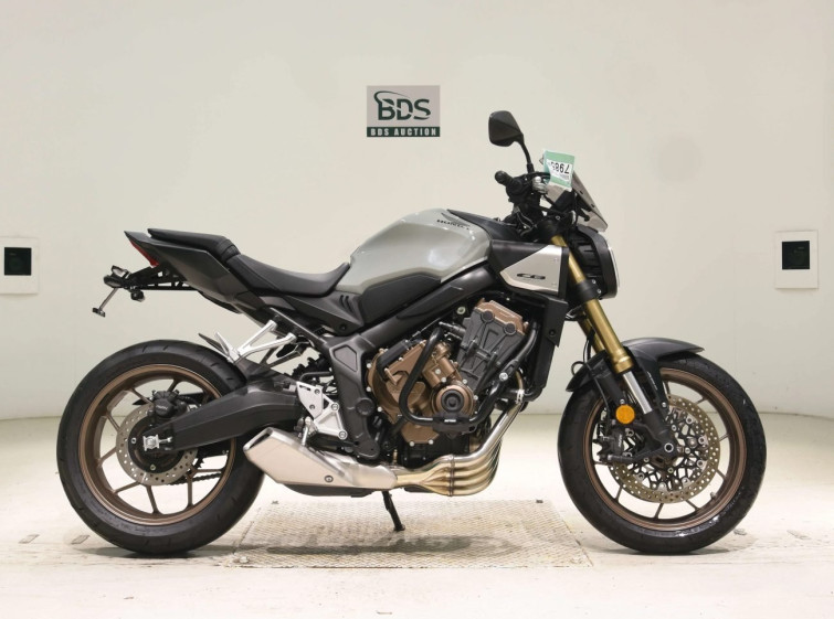 Мотоцикл Honda CB650R-2E CLUTCH с пробегом 1957 km