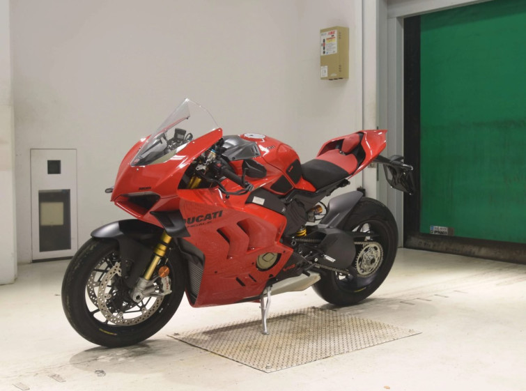 Мотоцикл Ducati PANIGALE V4S з пробігом 578 km