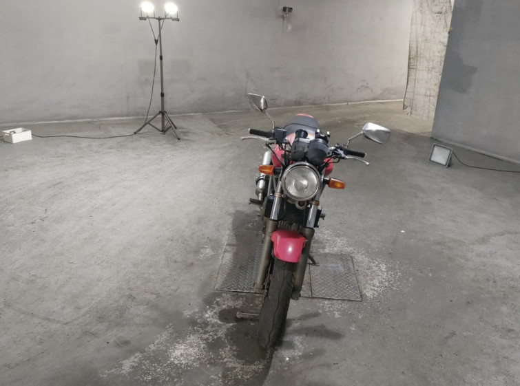 Мотоцикл Honda VTR250 с пробегом 57998 km