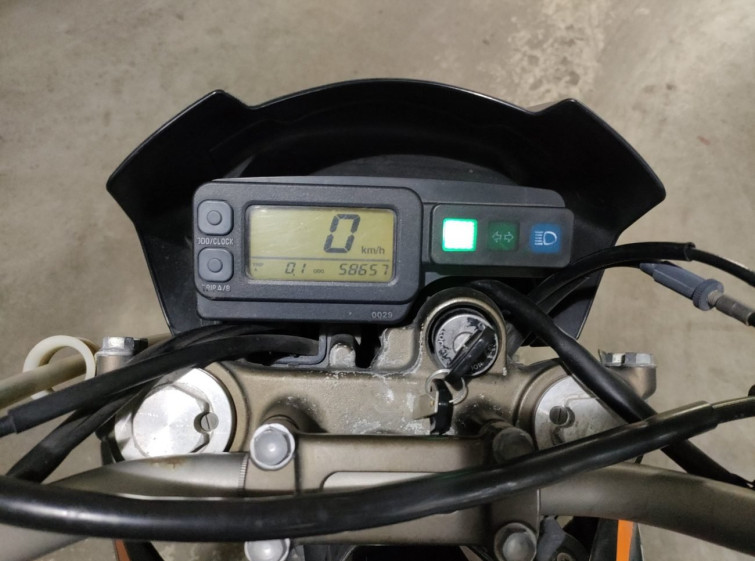 Мотоцикл Kawasaki D-TRACKER250 з пробігом 58656 km