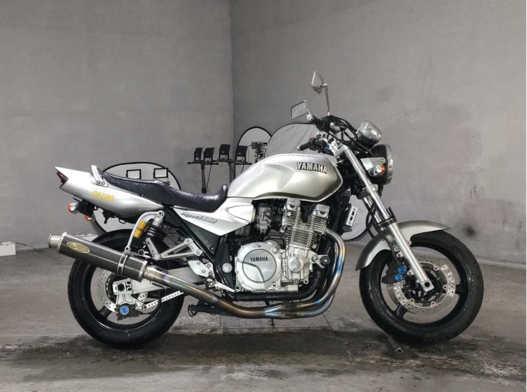 Мотоцикл Yamaha XJR1300 с пробегом 19960 km