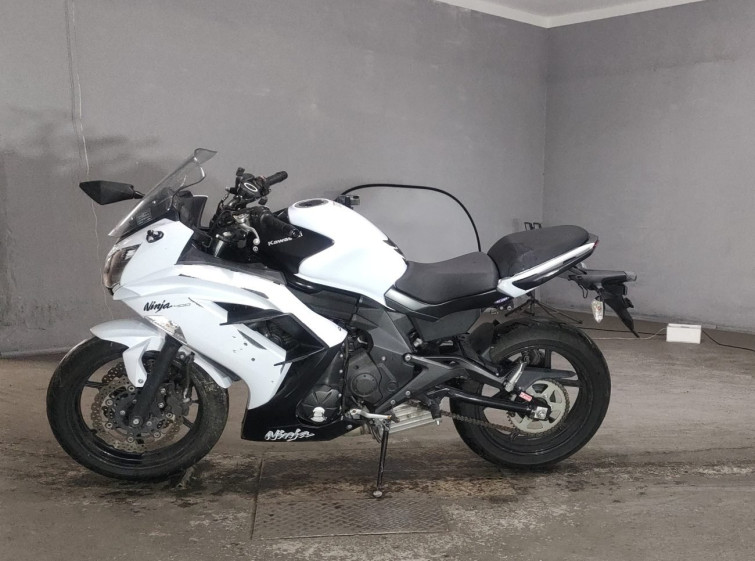 Мотоцикл Kawasaki NINJA400 с пробегом 6031 km