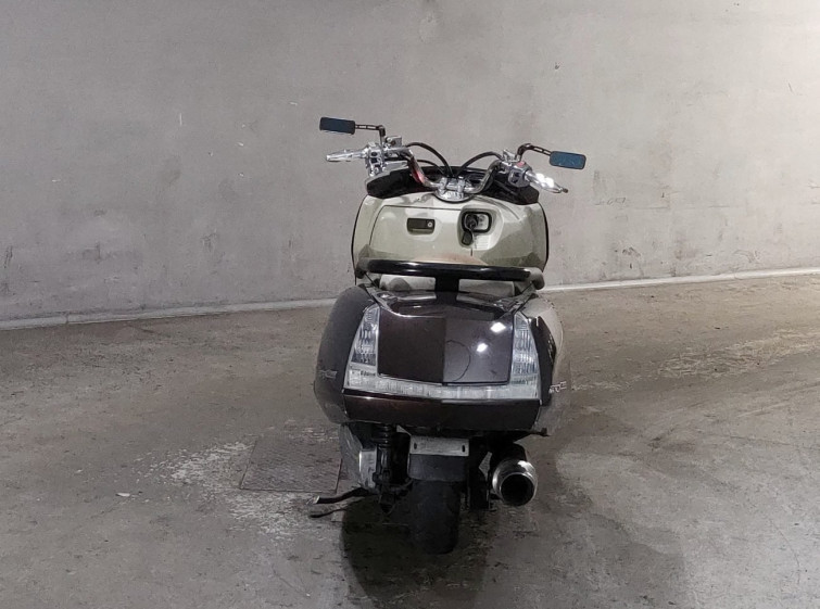 Мотоцикл Yamaha MAXAM250 з пробігом 32973 km
