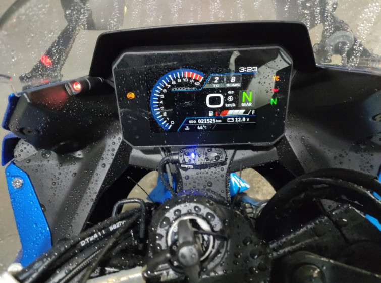 Мотоцикл Suzuki GSX-8R з пробігом 21524 km
