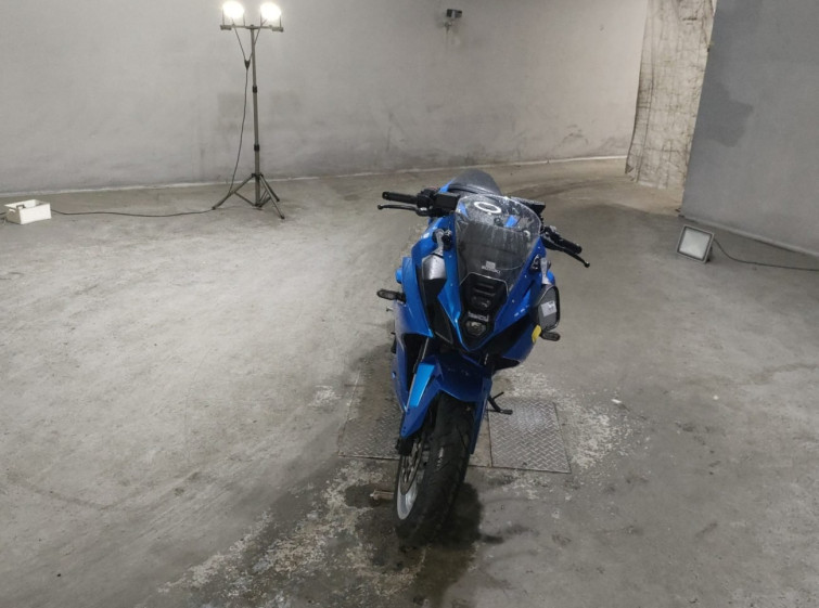 Мотоцикл Suzuki GSX-8R з пробігом 21524 km