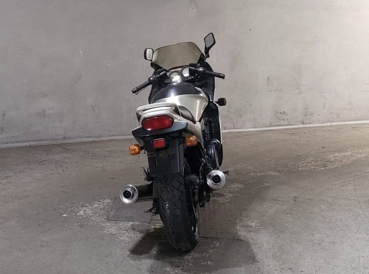 Мотоцикл Kawasaki GPZ1100 з пробігом 10933 km