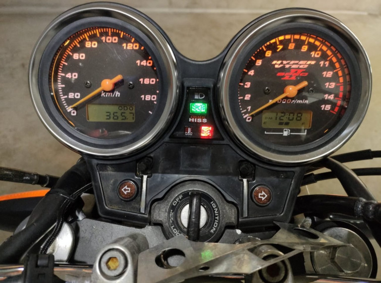 Мотоцикл Honda CB400SFV з пробігом 364 km