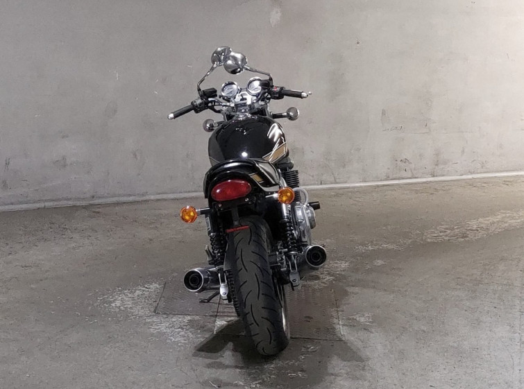 Мотоцикл Kawasaki ZEFAR 1100 з пробігом 19083 km