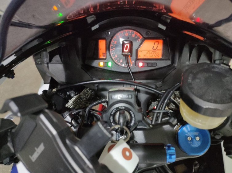 Мотоцикл Honda CBR600RR з пробігом 25285 km