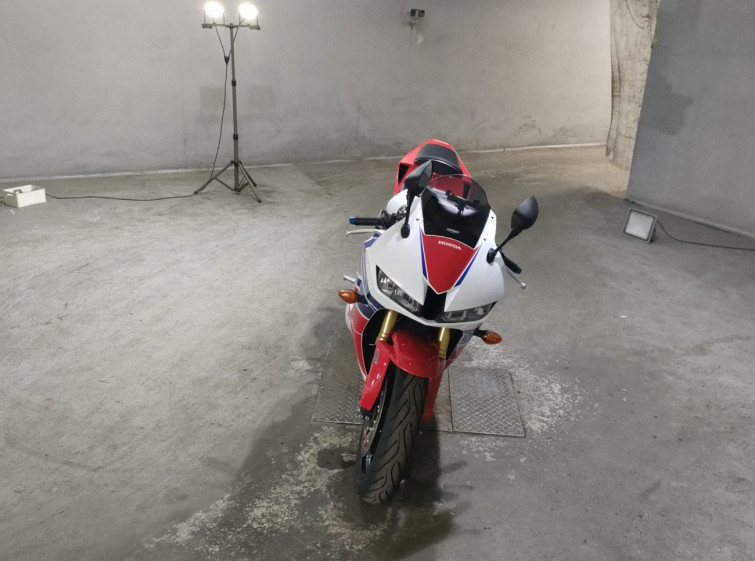 Мотоцикл Honda CBR600RR з пробігом 25285 km