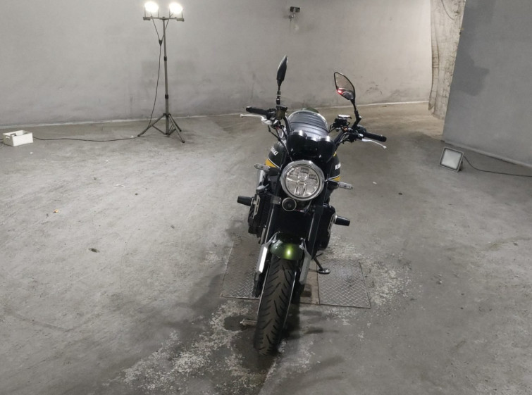 Мотоцикл Kawasaki Z900RS с пробегом 20399 km