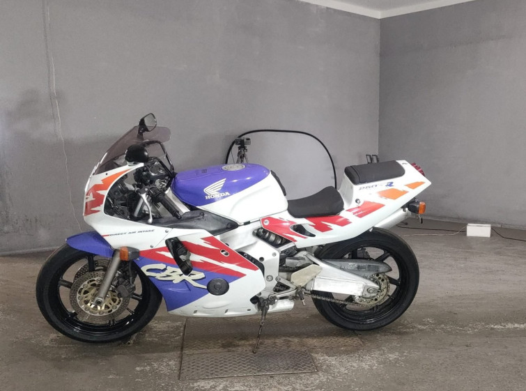 Мотоцикл Honda CBR250RR з пробігом 31479 km