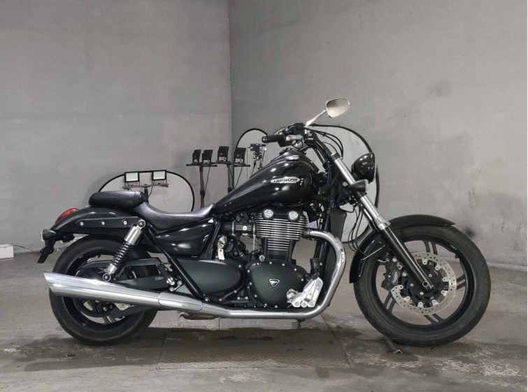 Мотоцикл Triumph THUNDERBIRD STORM с пробегом 3934 km